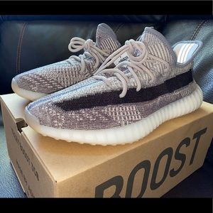 Yeezy ‘Zyon’ size 12